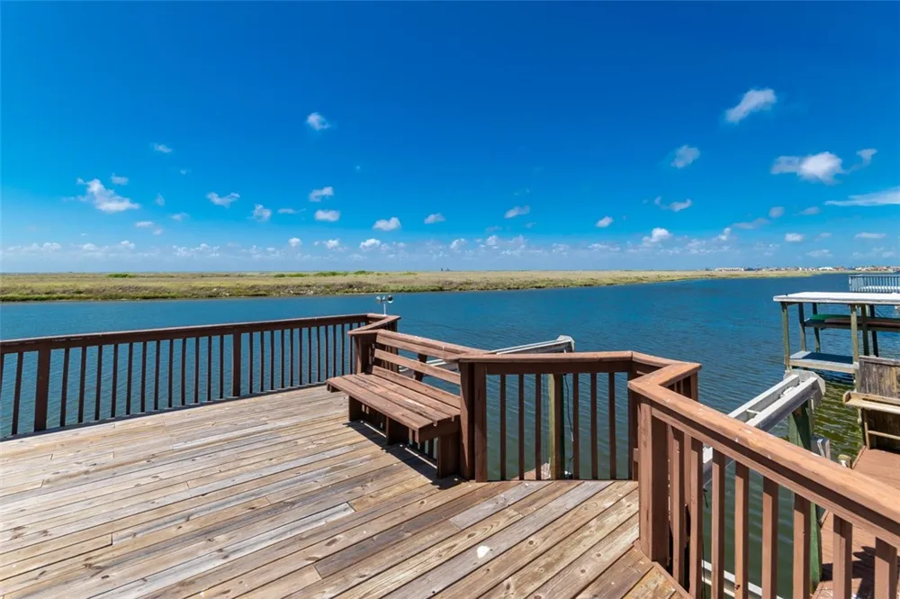 15849 El Soccorro Corpus Christi, TX 78418