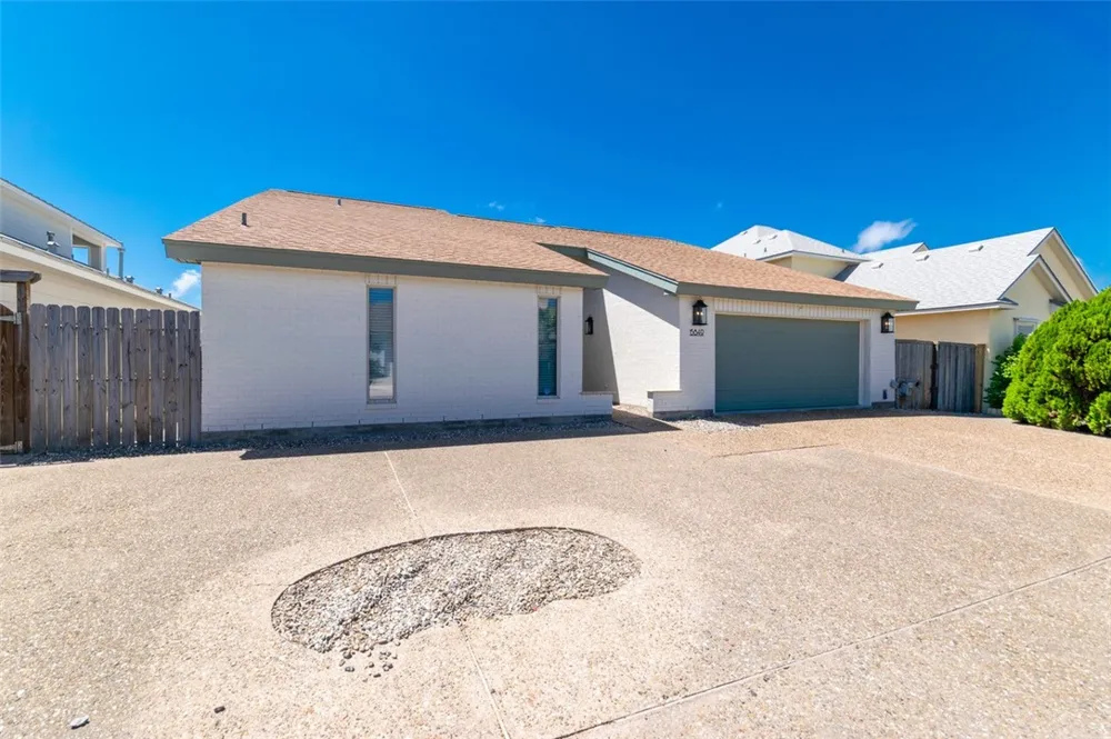 15849 El Soccorro Corpus Christi, TX 78418