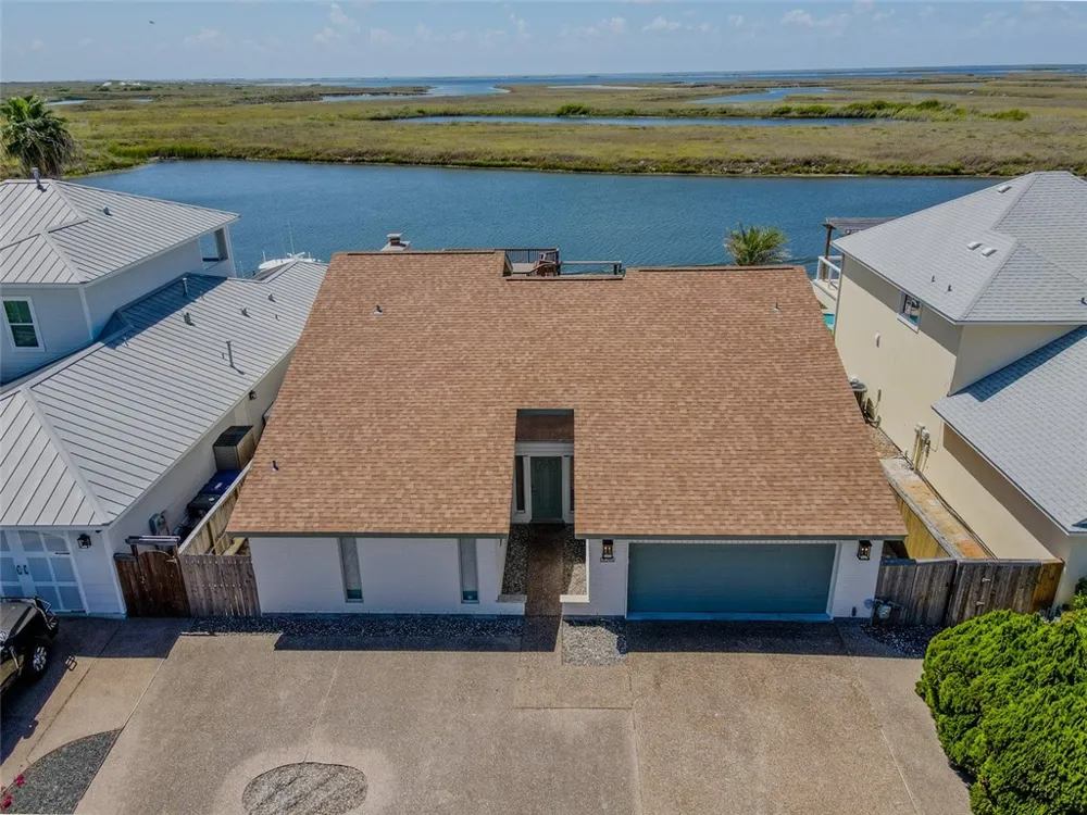 15849 El Soccorro Corpus Christi, TX 78418