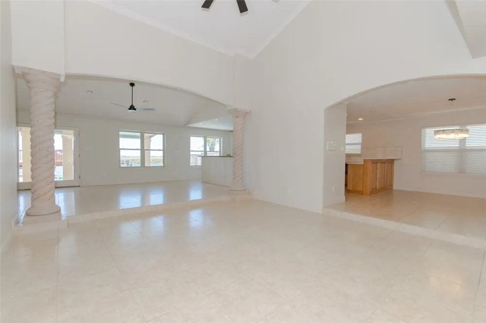 15849 El Soccorro Corpus Christi, TX 78418
