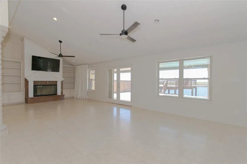 15849 El Soccorro Corpus Christi, TX 78418