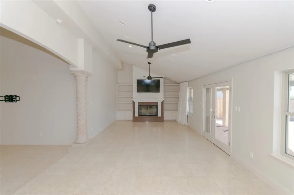 15849 El Soccorro Corpus Christi, TX 78418