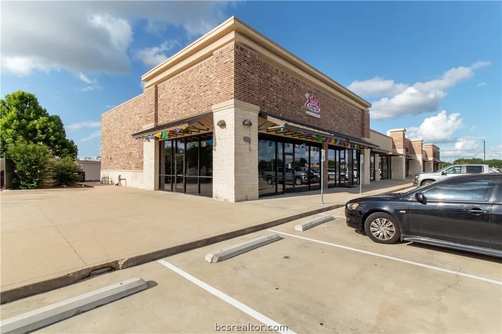 2305 Longmire Dr College Station, TX 77845