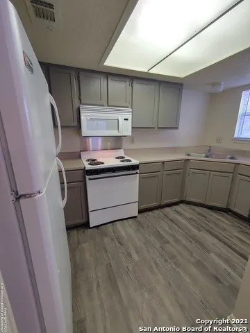 6316 Cambridge Unit 1 San Antonio, TX 78218