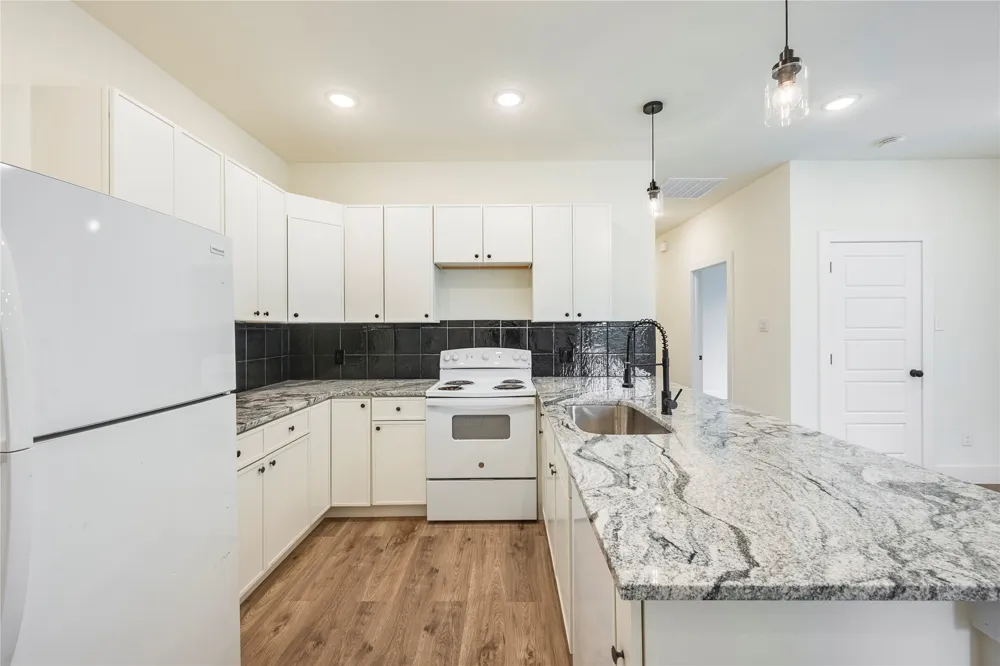 1710 Driskell Dallas, TX 75215