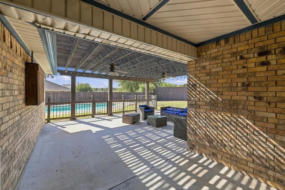 10201 Maverick Drive Fort Worth, TX 76108