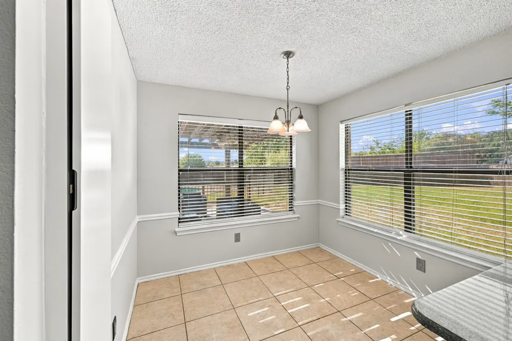 10201 Maverick Drive Fort Worth, TX 76108