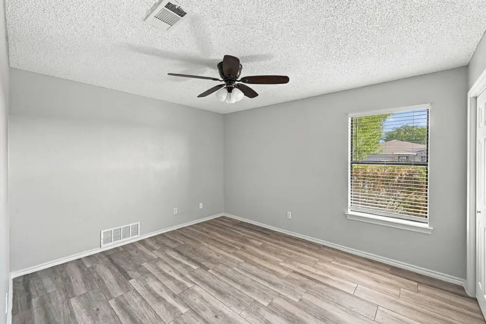 10201 Maverick Drive Fort Worth, TX 76108