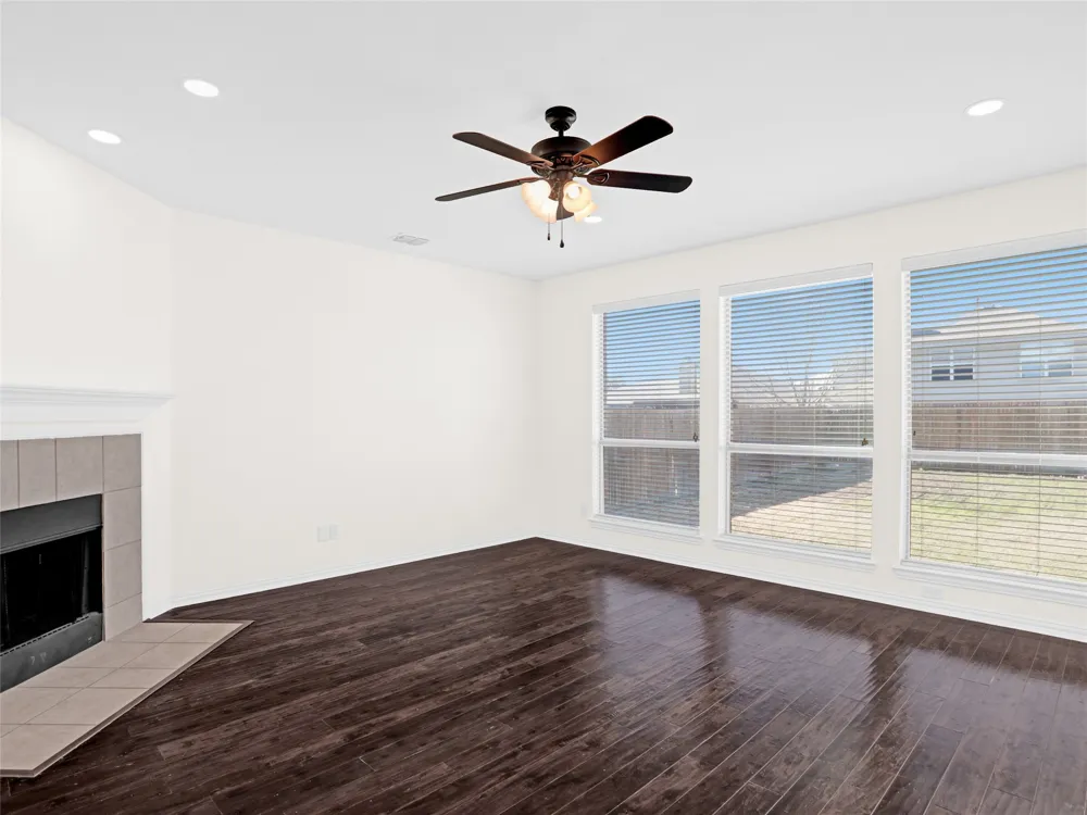 325 Highland Creek Drive Wylie, TX 75098
