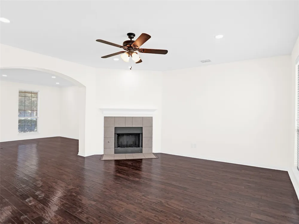 325 Highland Creek Drive Wylie, TX 75098