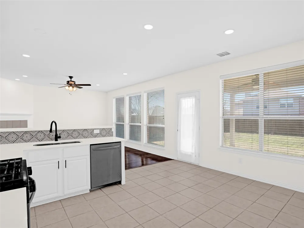 325 Highland Creek Drive Wylie, TX 75098