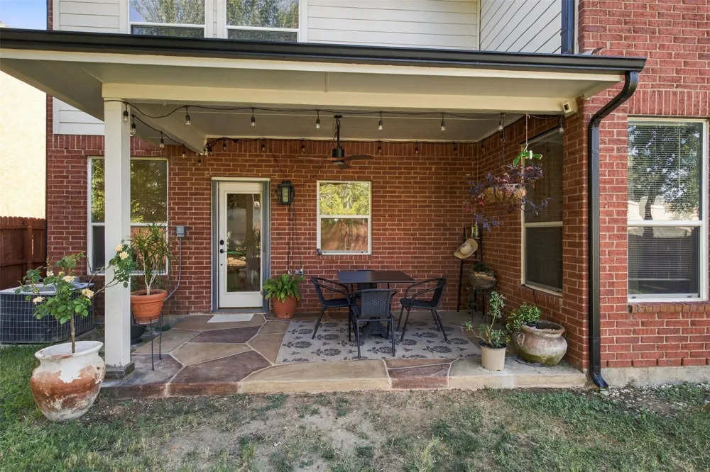 8414 Romanway Drive Dallas, TX 75249