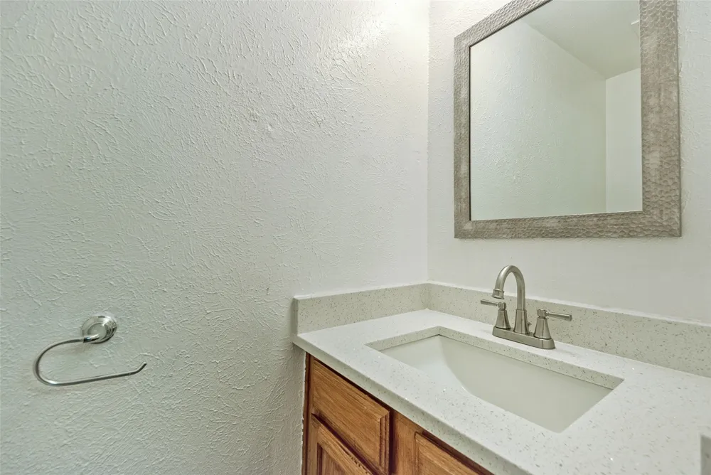 709 Lee Street Mesquite, TX 75149
