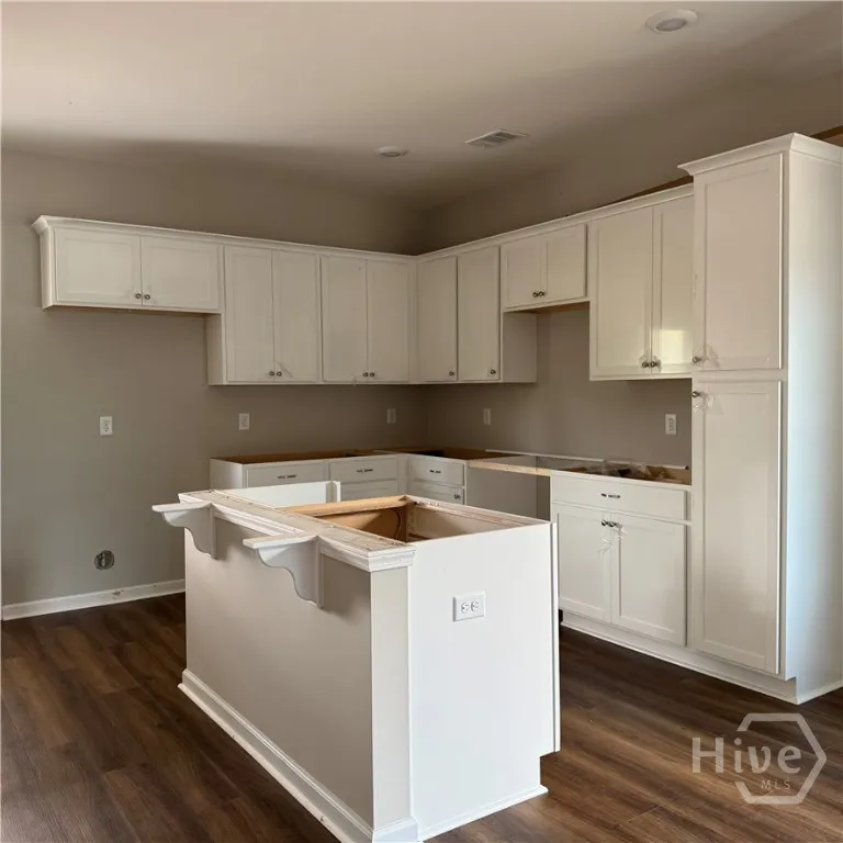 23 Ransom Drive Darien, GA 31305
