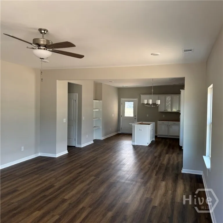 23 Ransom Drive Darien, GA 31305