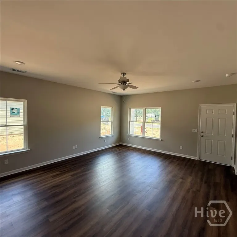 23 Ransom Drive Darien, GA 31305