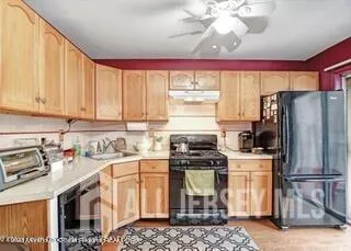 603 Holly Drive Perth Amboy, NJ 08861