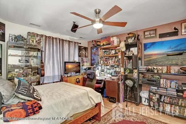 603 Holly Drive Perth Amboy, NJ 08861
