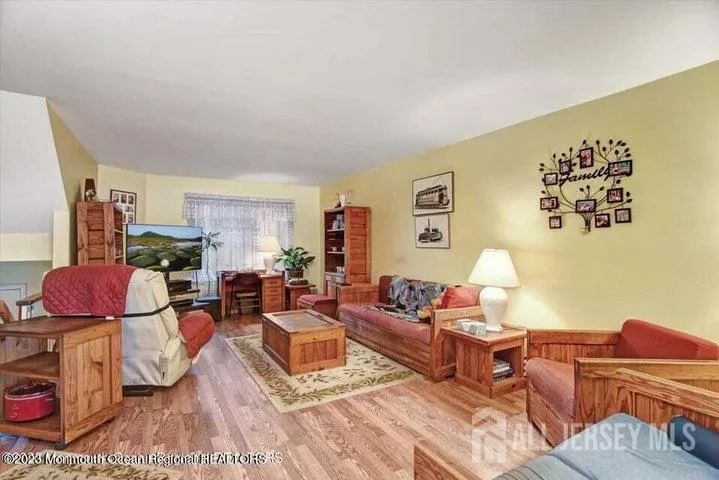 603 Holly Drive Perth Amboy, NJ 08861