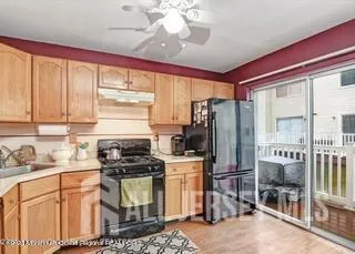 603 Holly Drive Perth Amboy, NJ 08861