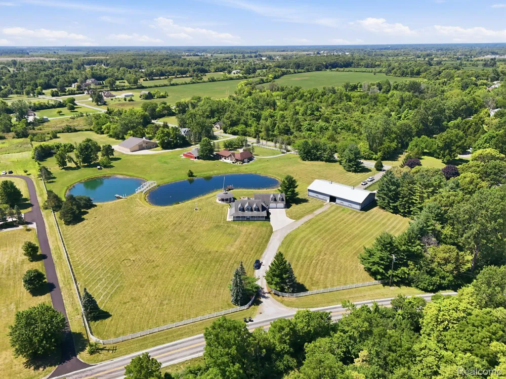 5090 S Huron River Drive Berlin Charter Township, MI 48179