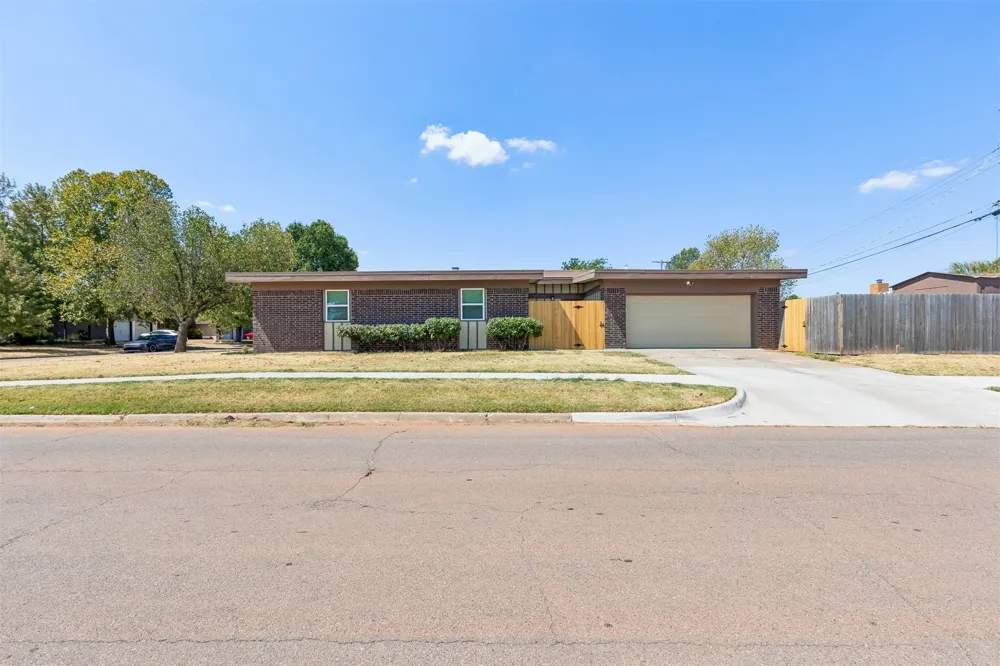 2301 NW 109th Street Oklahoma City, OK 73120