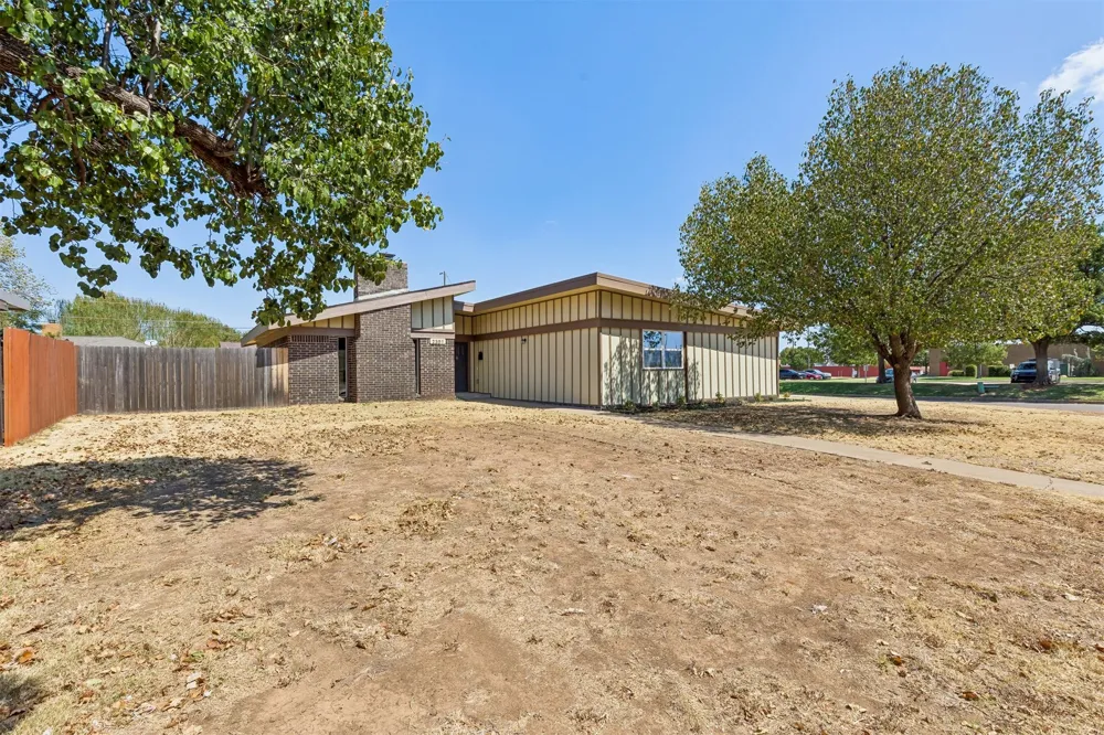2301 NW 109th Street Oklahoma City, OK 73120