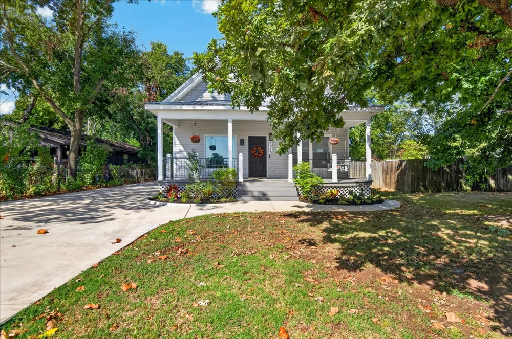 1215 Front Street Dewey, OK 74029