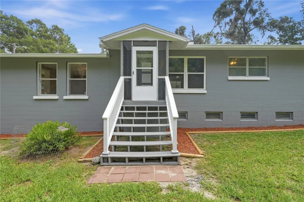 752 STATE ROAD 21 Melrose, FL 32666