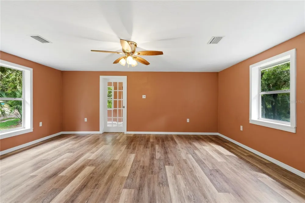 752 STATE ROAD 21 Melrose, FL 32666