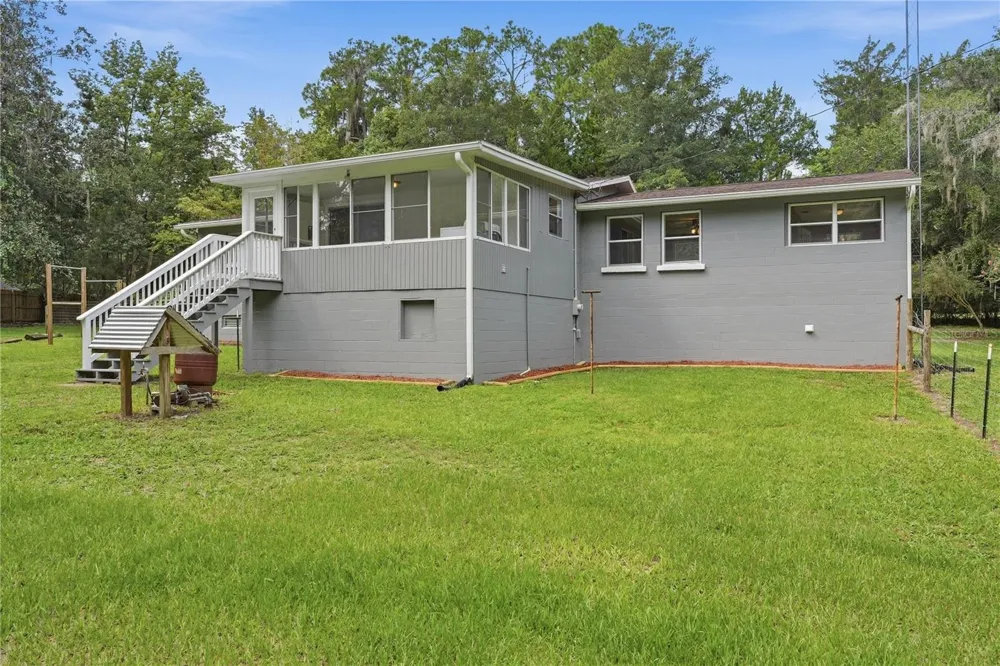 752 STATE ROAD 21 Melrose, FL 32666