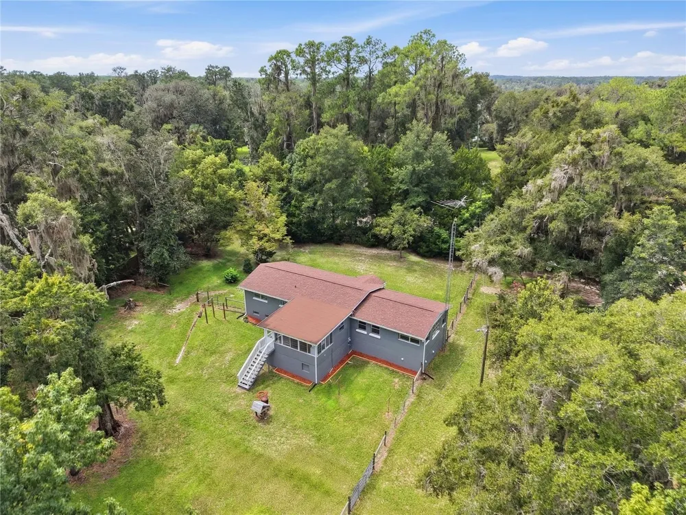 752 STATE ROAD 21 Melrose, FL 32666