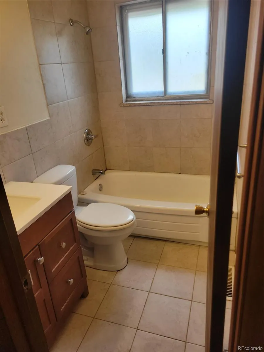 8159 BENTON WAY Arvada, CO 80003