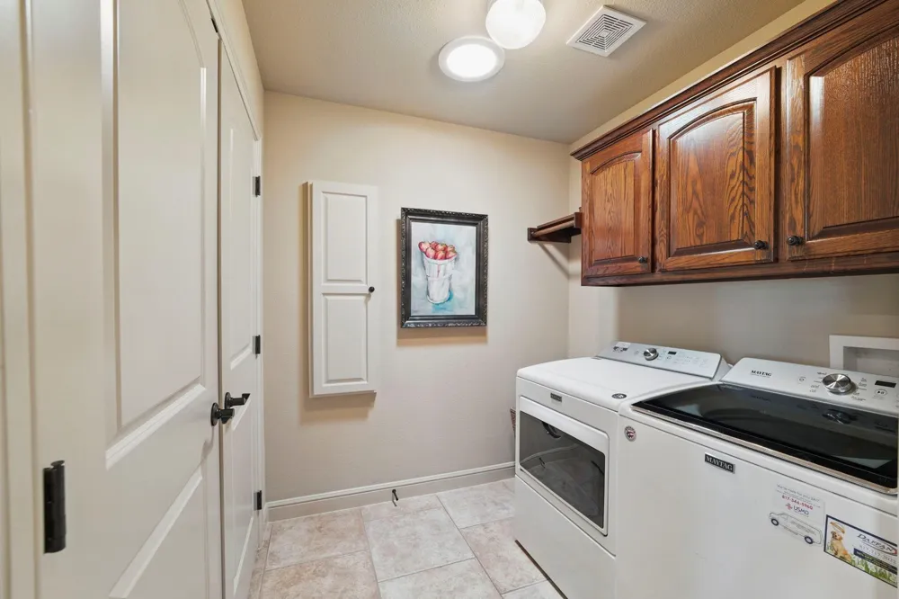 5609 Flagstick Drive Granbury, TX 76049