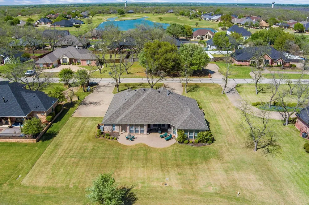 5609 Flagstick Drive Granbury, TX 76049