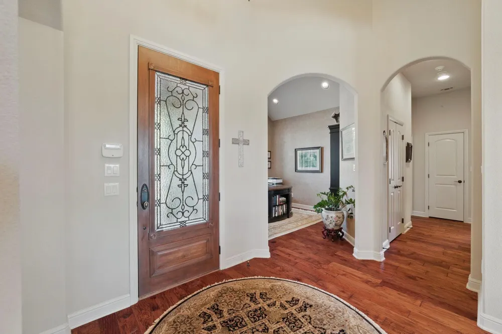 5609 Flagstick Drive Granbury, TX 76049