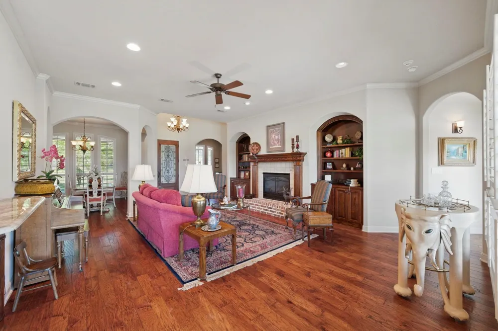 5609 Flagstick Drive Granbury, TX 76049