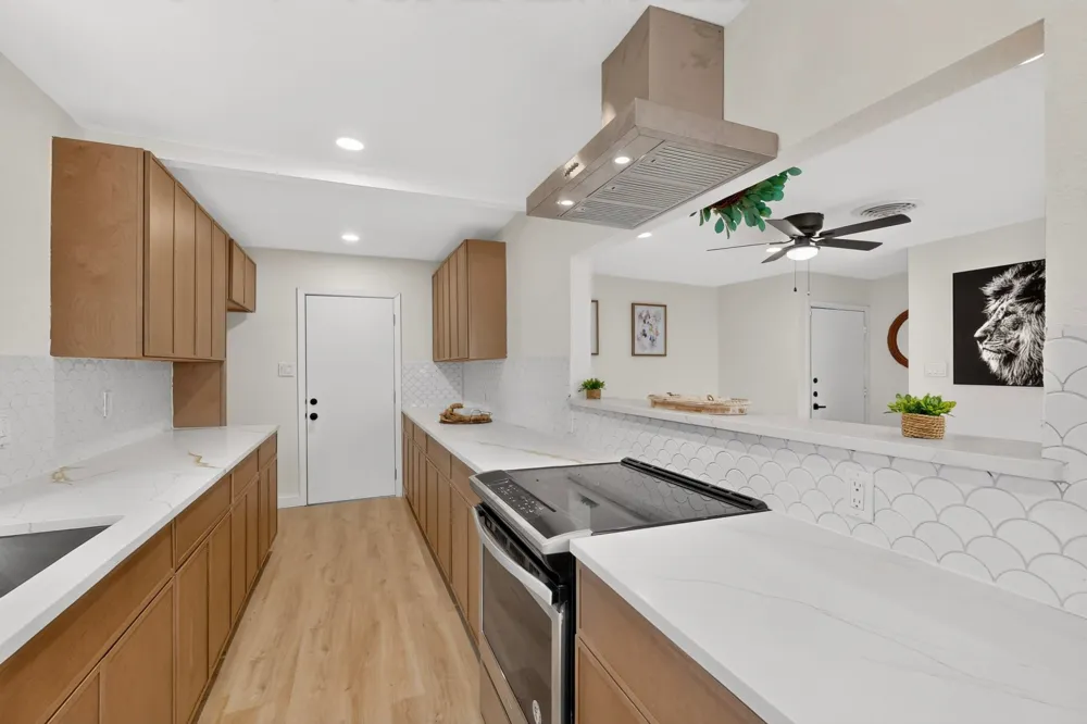 4649 South Drive W Fort Worth, TX 76132