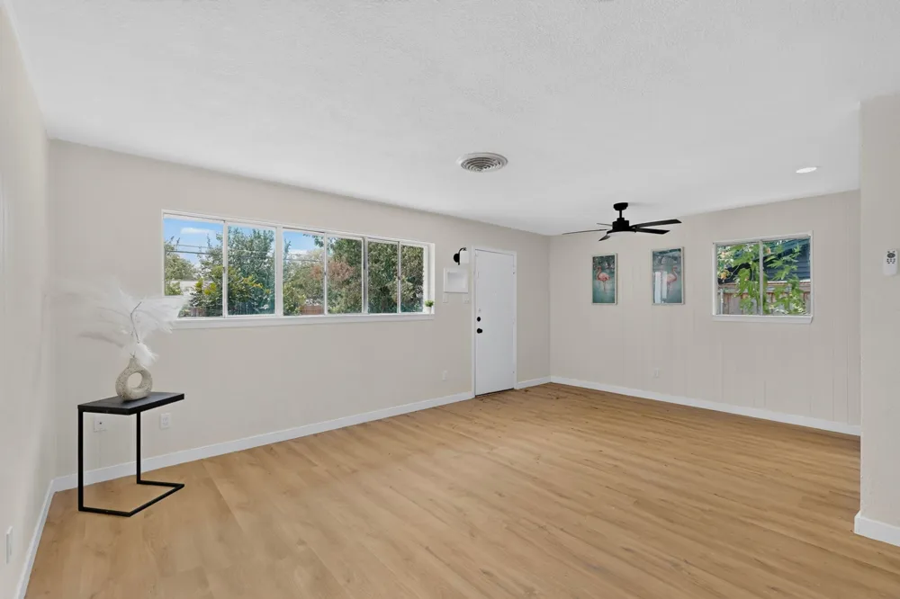 4649 South Drive W Fort Worth, TX 76132