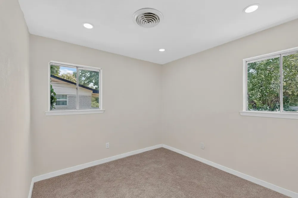 4649 South Drive W Fort Worth, TX 76132
