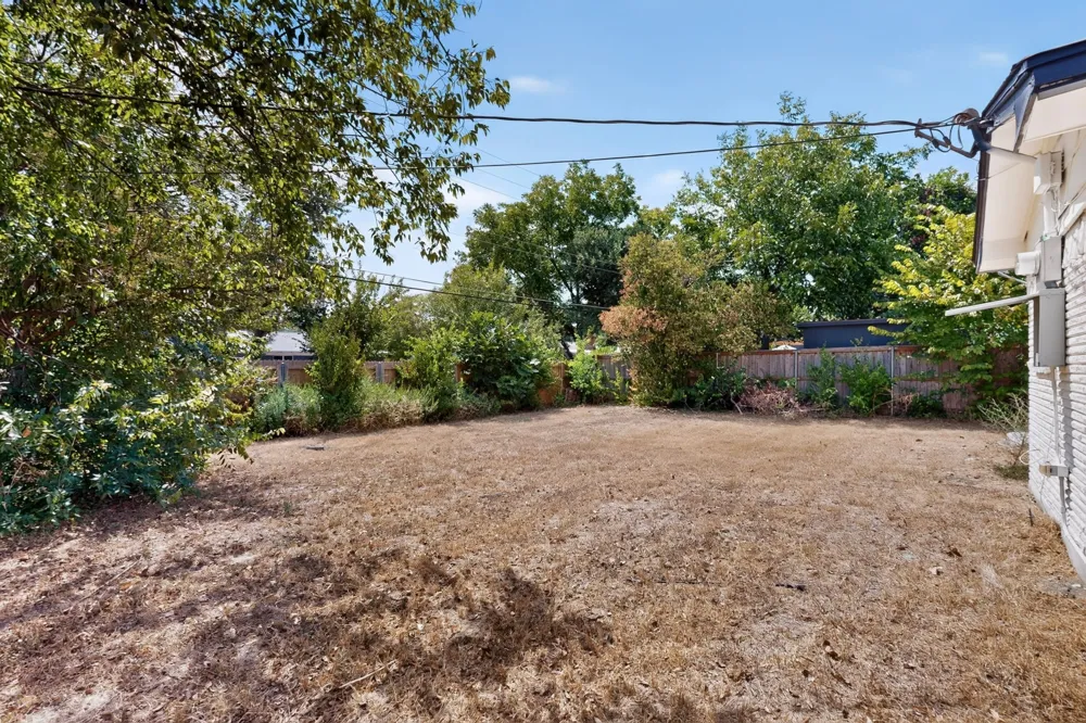 4649 South Drive W Fort Worth, TX 76132