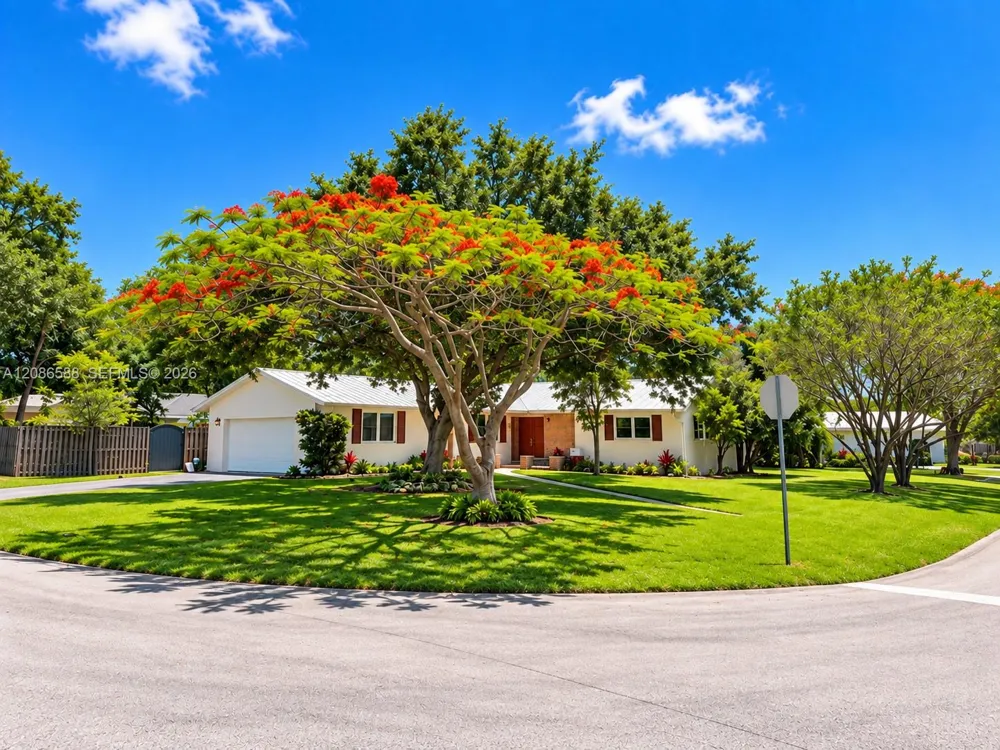 16101 SW 87th Ct Palmetto Bay, FL 33157