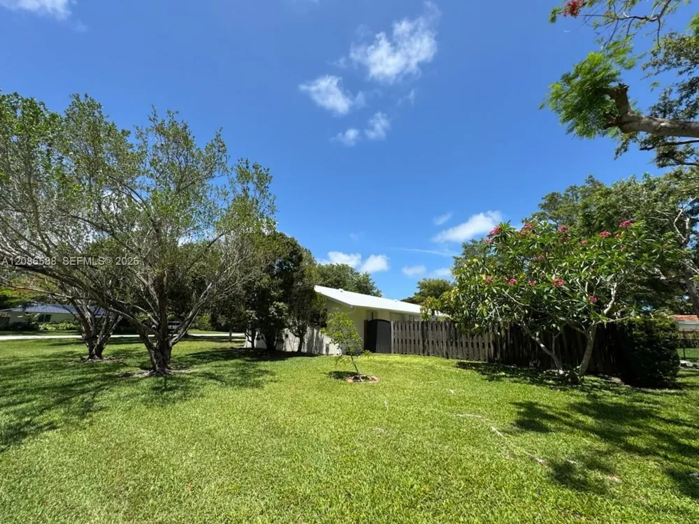 16101 SW 87th Ct Palmetto Bay, FL 33157