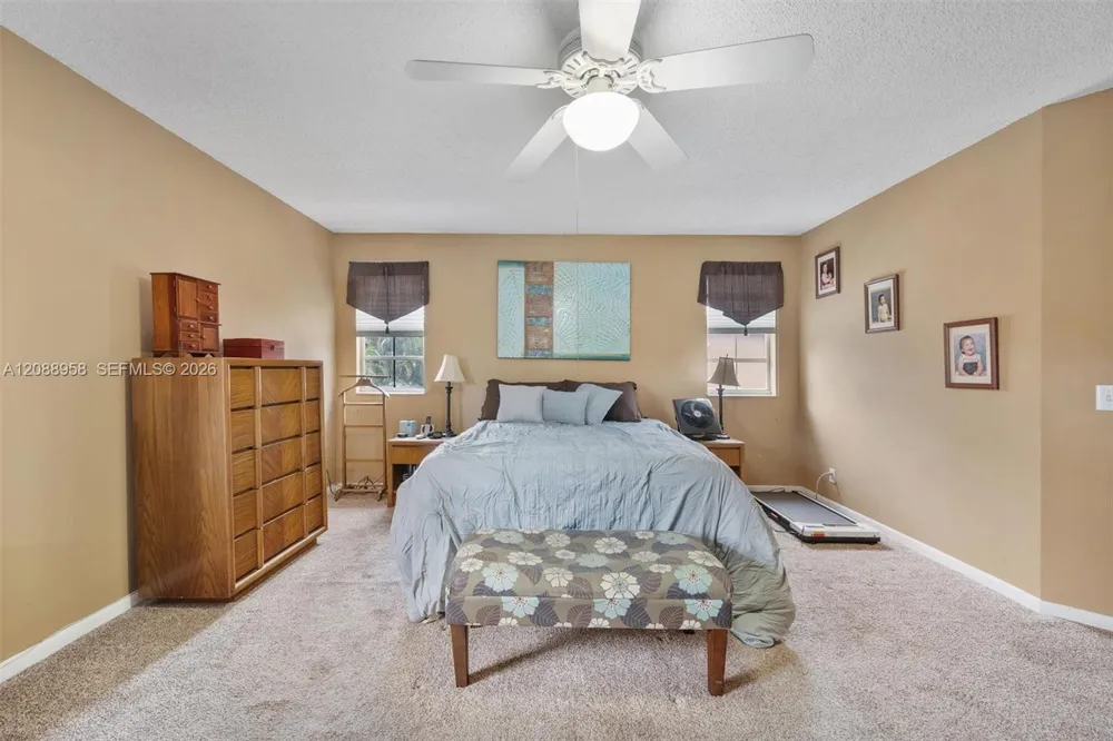 11092 Topeka Pl Cooper City, FL 33026