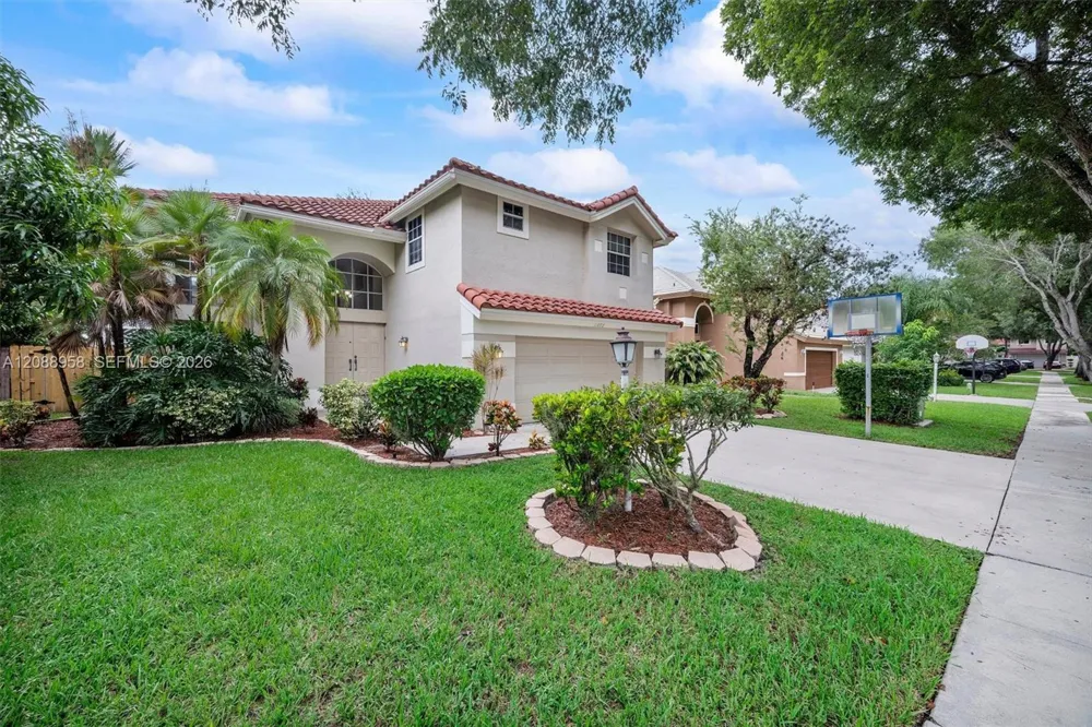 11092 Topeka Pl Cooper City, FL 33026