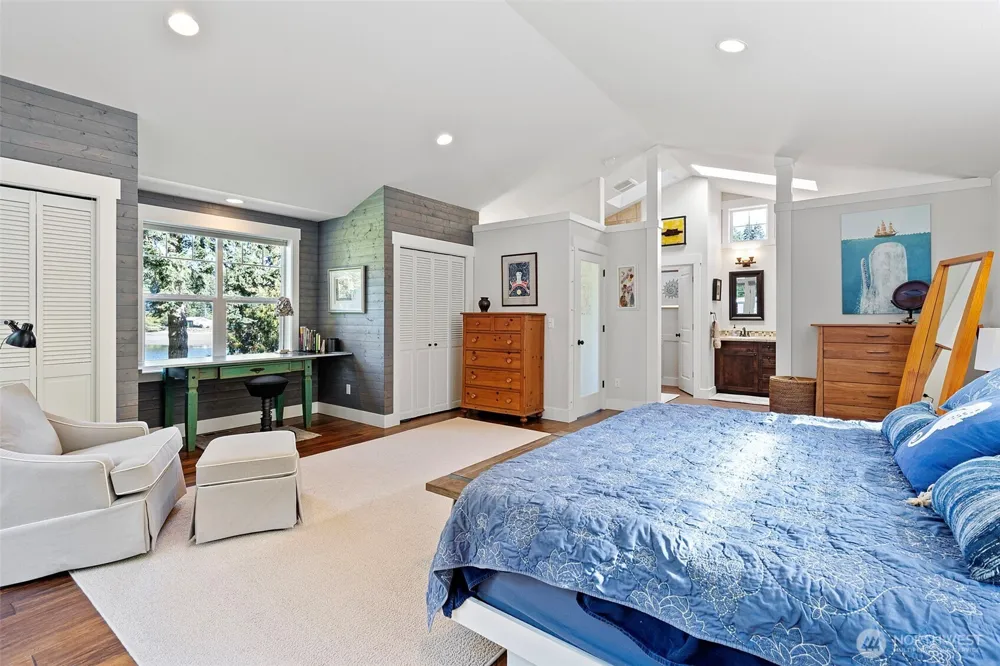 9312 Glencove Road NW Gig Harbor, WA 98329