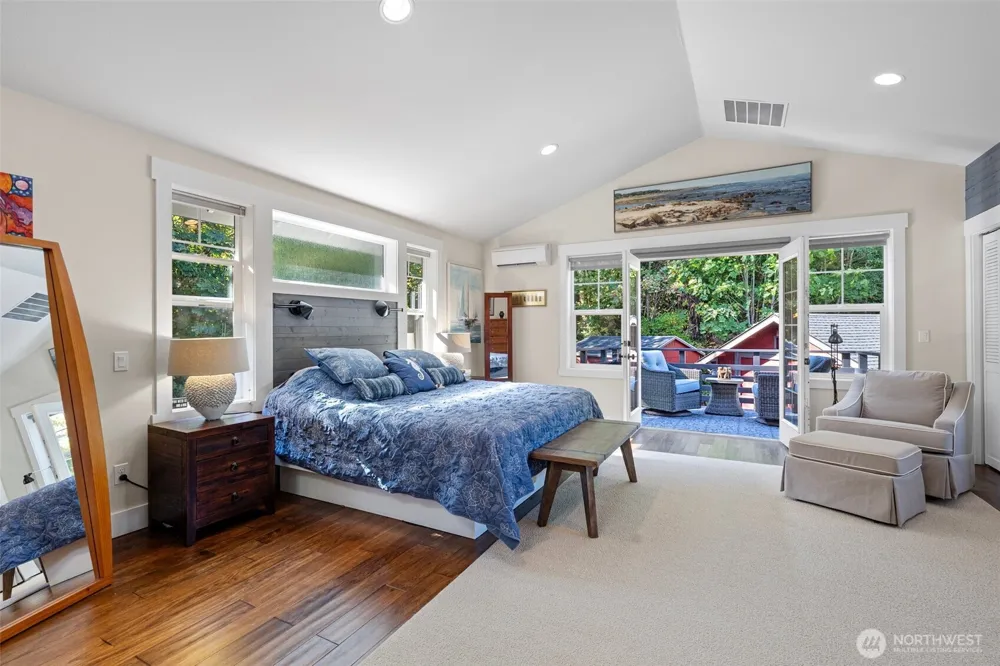 9312 Glencove Road NW Gig Harbor, WA 98329