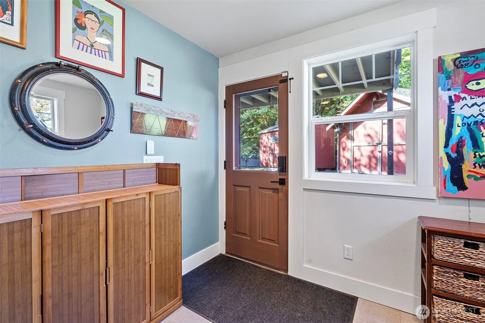 9312 Glencove Road NW Gig Harbor, WA 98329