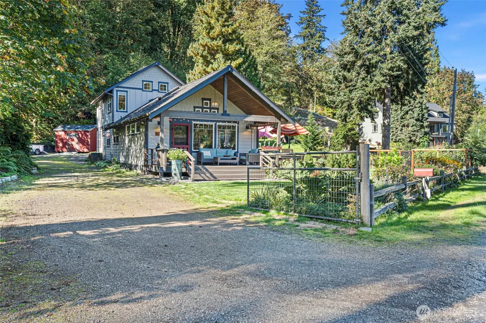 9312 Glencove Road NW Gig Harbor, WA 98329
