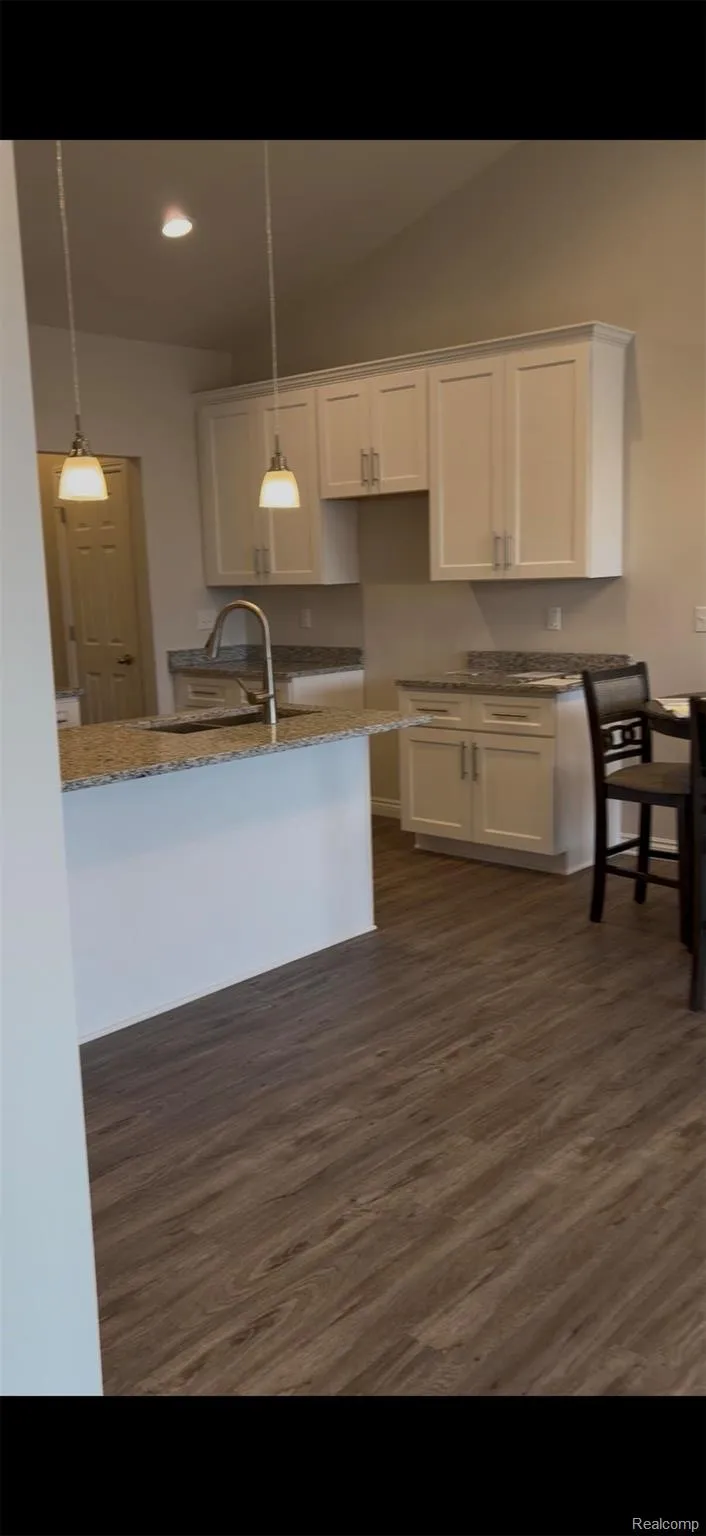 48810 Birmingham Drive #36 Chesterfield Township, MI 48047